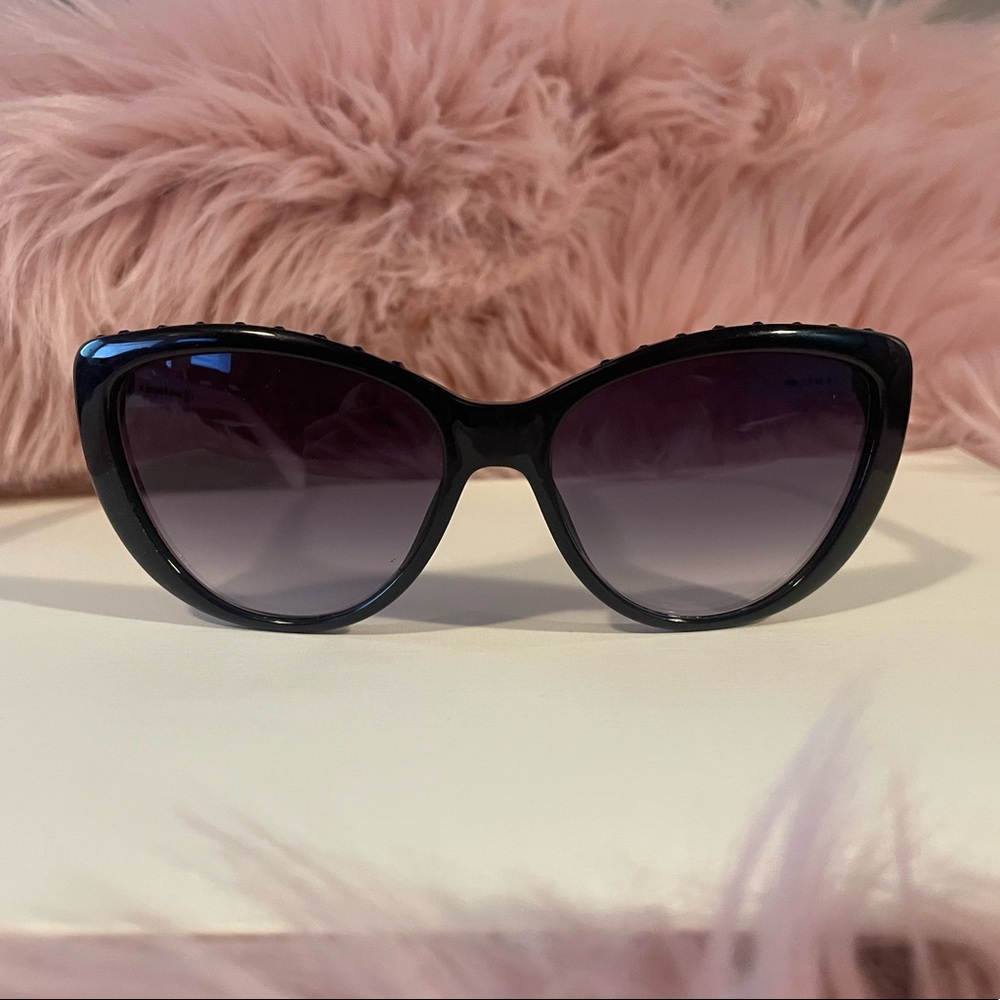 Kate Spade Cat Eye Sunglasses with black Rhinestones